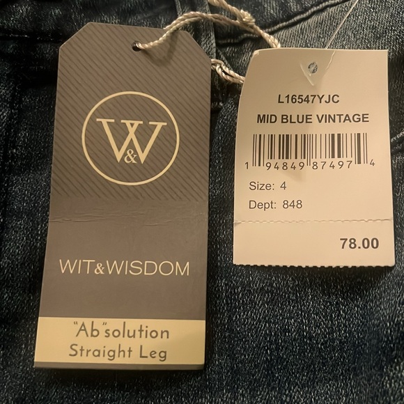 Wit & Wisdom Ab Solution Straight Leg Distressed Denim Jean - Picture 6 of 7